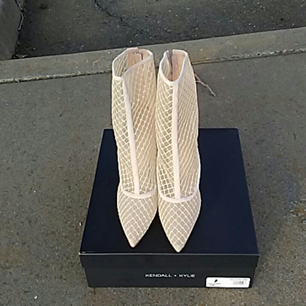 Women's boots